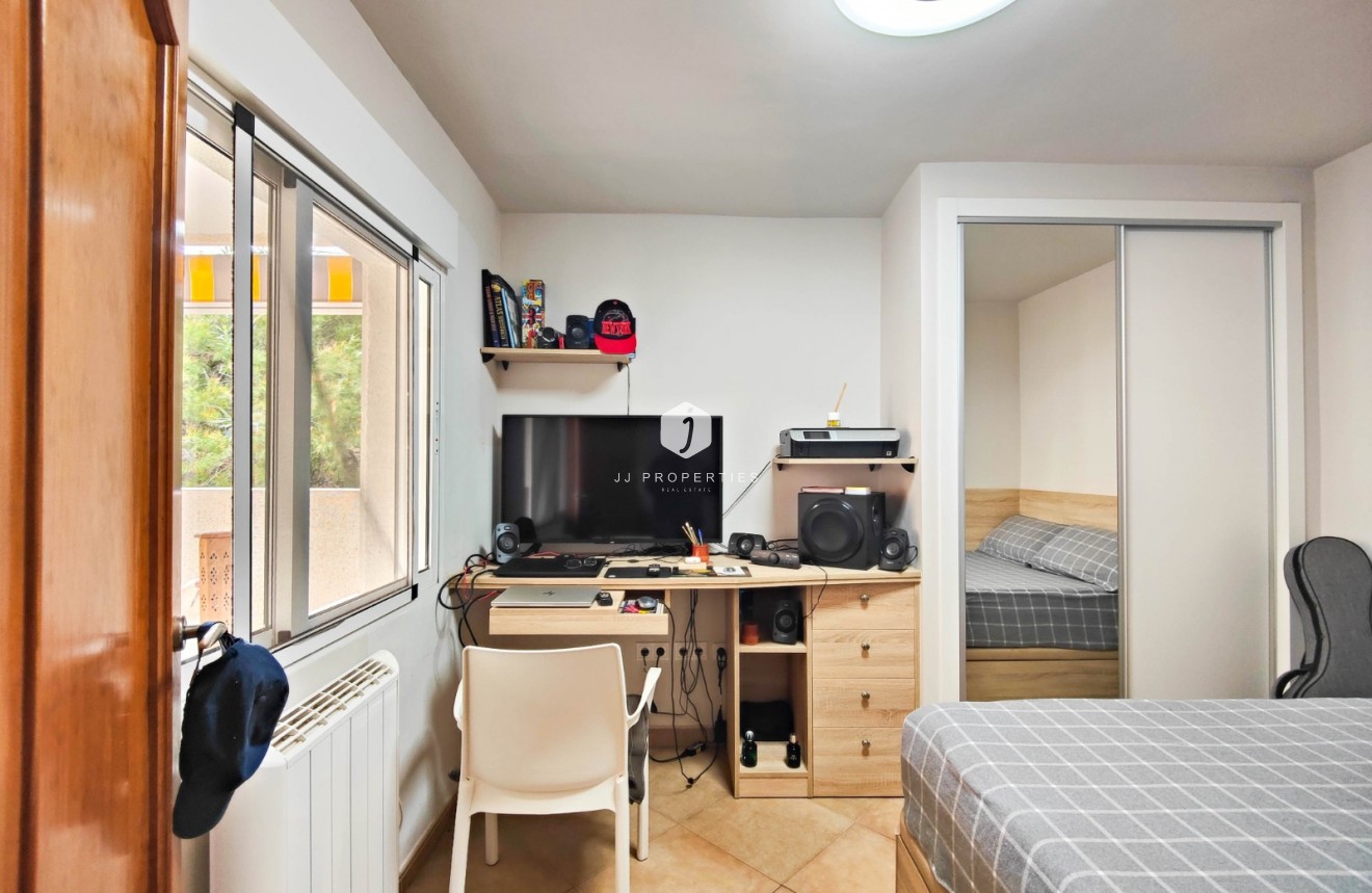 Resale - Apartment / flat -
Torrevieja - Costa Blanca