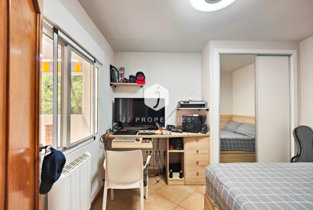 Resale - Apartment / flat -
Torrevieja - Costa Blanca