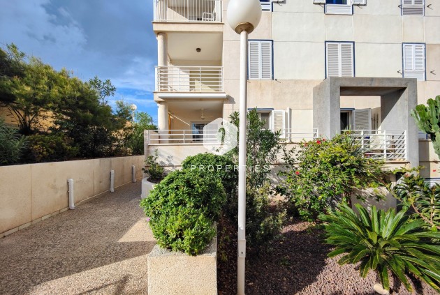 Resale - Apartment / flat -
Torrevieja - Costa Blanca