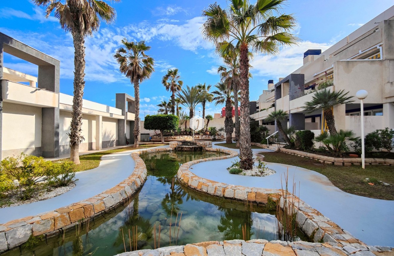 Resale - Apartment / flat -
Torrevieja - Costa Blanca