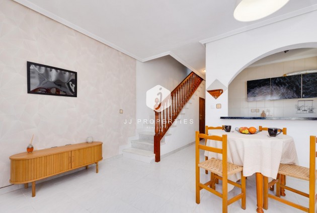 Resale - Chalet -
Torrevieja - Nueva Torrevieja