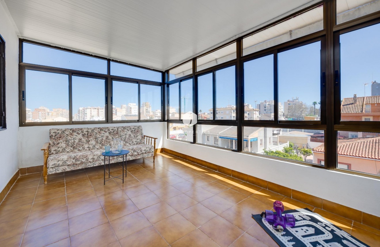 Resale - Chalet -
Torrevieja - Nueva Torrevieja