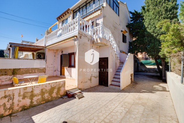 Resale - Chalet -
Torrevieja - Nueva Torrevieja