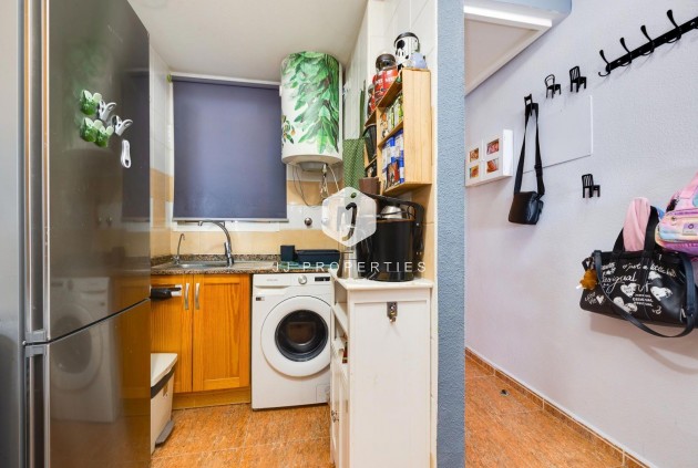 Aus zweiter Hand - Wohnung -
Torrevieja - Centro