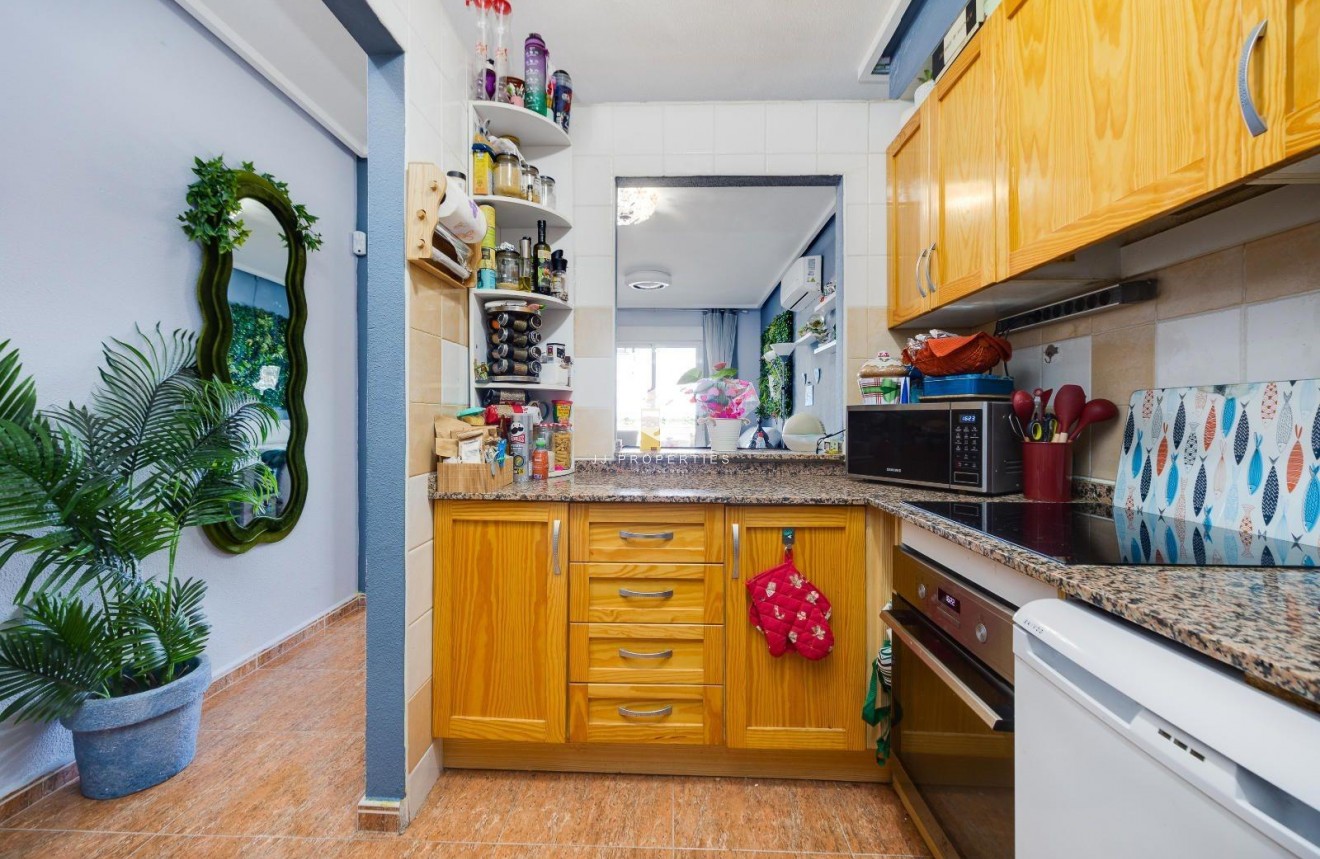 Aus zweiter Hand - Wohnung -
Torrevieja - Centro