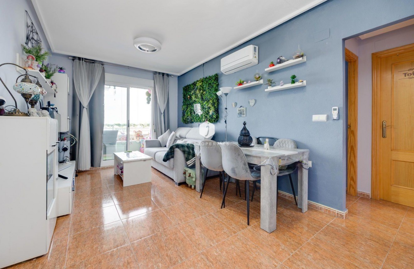 Aus zweiter Hand - Wohnung -
Torrevieja - Centro