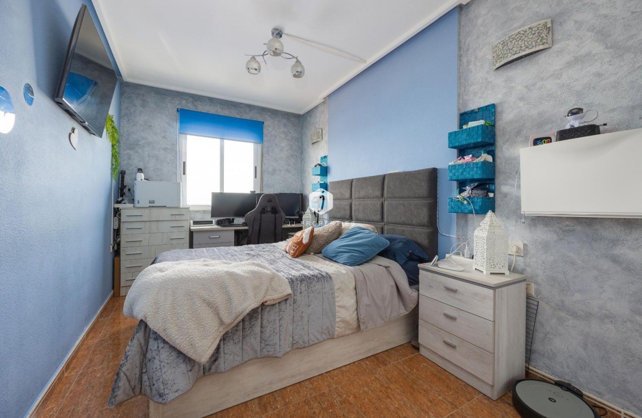 Aus zweiter Hand - Wohnung -
Torrevieja - Centro