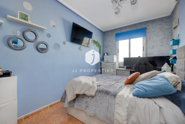 Aus zweiter Hand - Wohnung -
Torrevieja - Centro