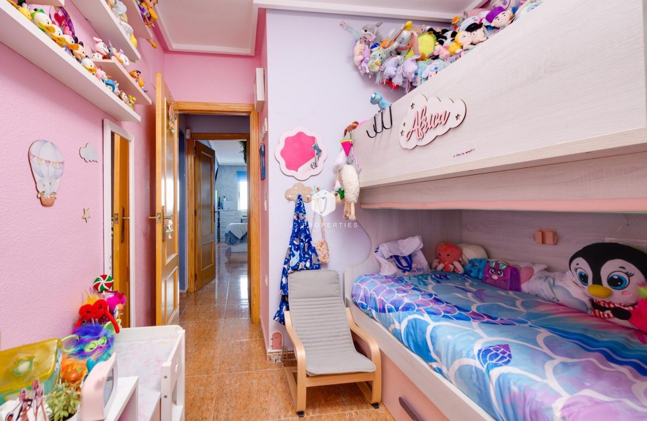 Aus zweiter Hand - Wohnung -
Torrevieja - Centro