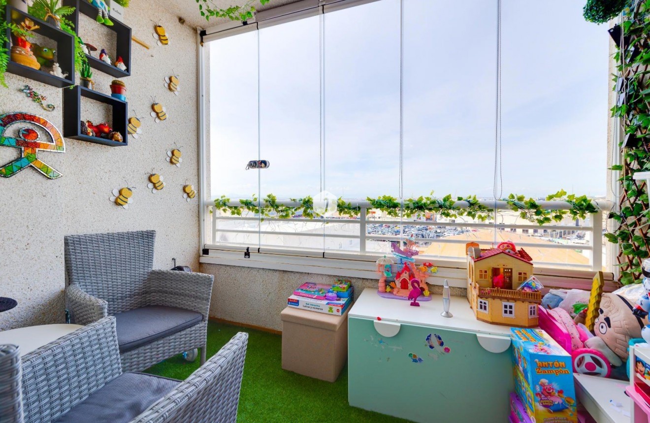 Aus zweiter Hand - Wohnung -
Torrevieja - Centro