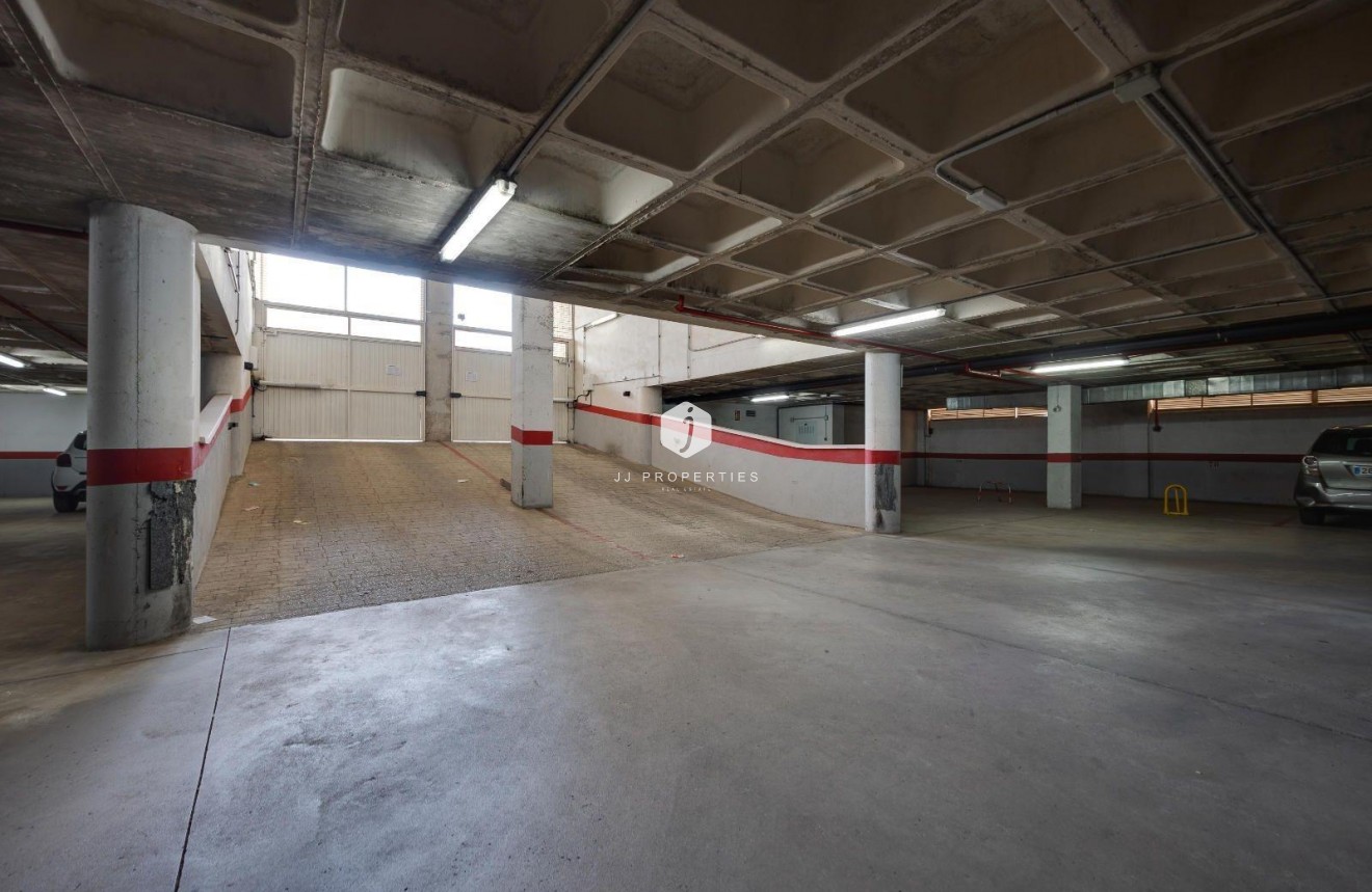 Aus zweiter Hand - Wohnung -
Torrevieja - Centro