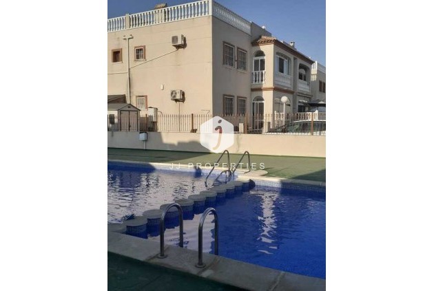 Resale - Apartment / flat -
Daya Vieja - Costa Blanca