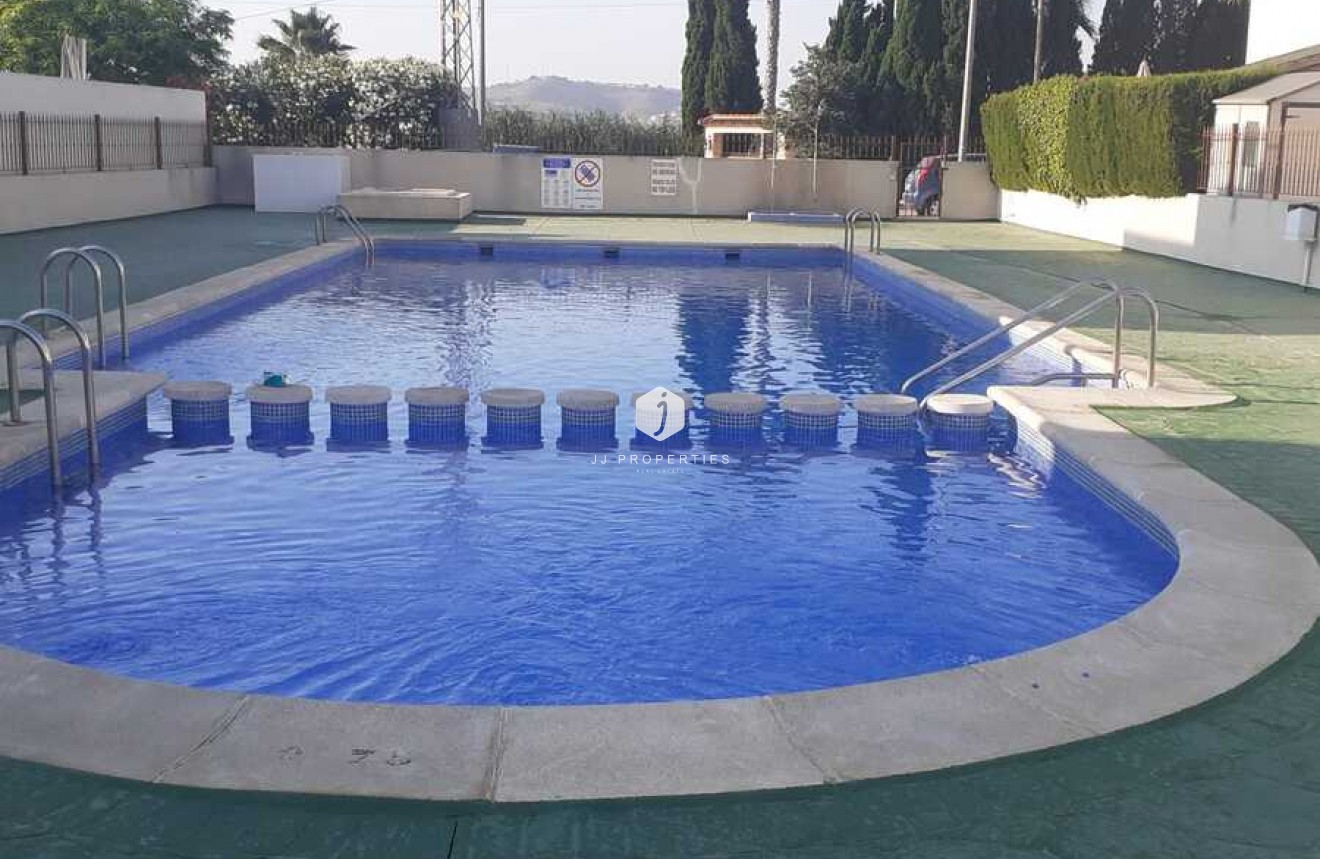 Resale - Apartment / flat -
Daya Vieja - Costa Blanca