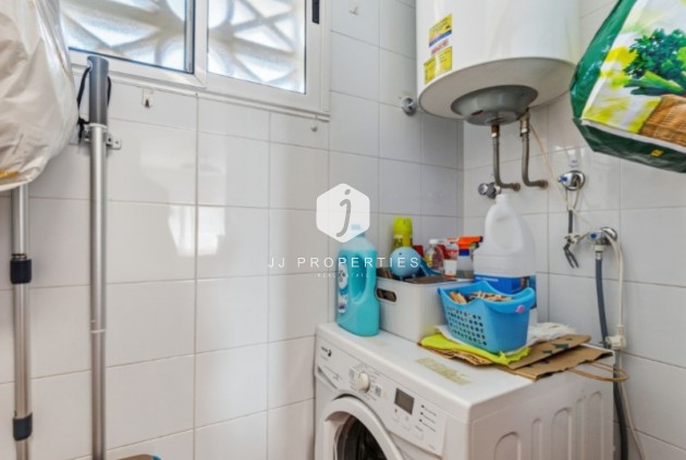 Resale - Apartment / flat -
Torrevieja - Costa Blanca