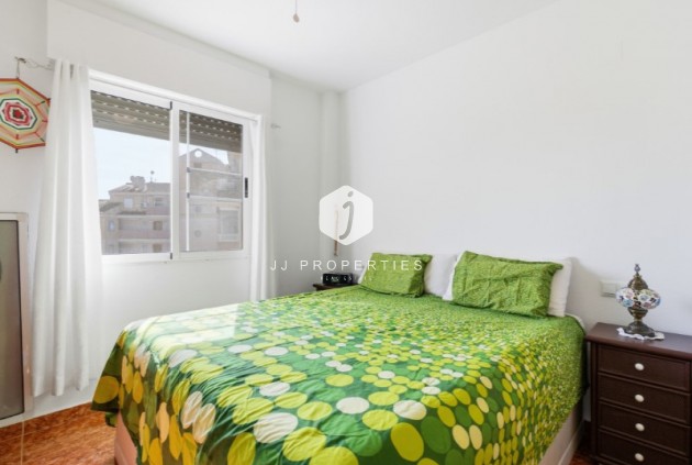 Resale - Apartment / flat -
Torrevieja - Costa Blanca