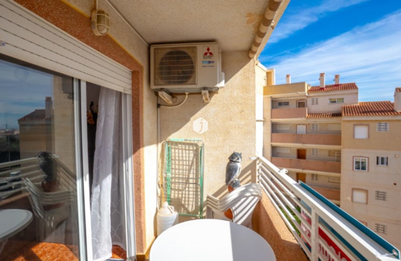 Resale - Apartment / flat -
Torrevieja - Costa Blanca