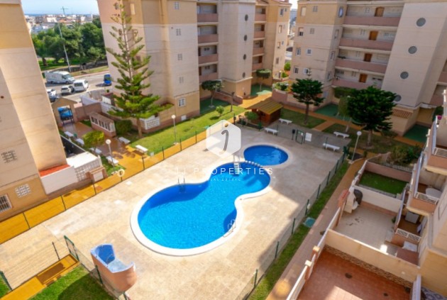 Resale - Apartment / flat -
Torrevieja - Costa Blanca