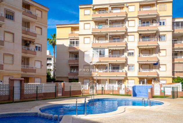 Resale - Apartment / flat -
Torrevieja - Costa Blanca