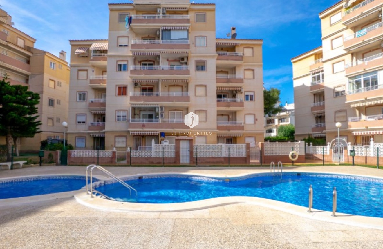 Resale - Apartment / flat -
Torrevieja - Costa Blanca
