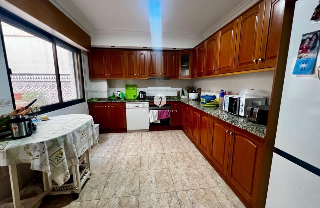 Resale - Apartment / flat -
Rojales