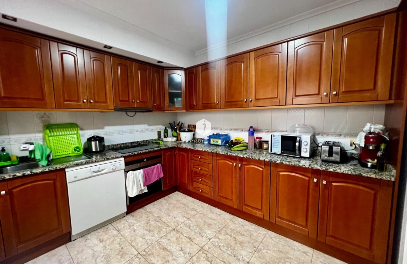 Resale - Apartment / flat -
Rojales