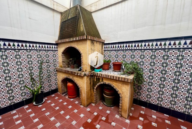 Resale - Apartment / flat -
Rojales