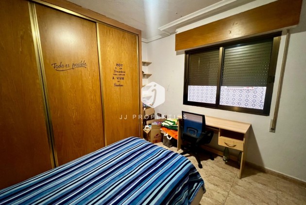 Resale - Apartment / flat -
Rojales