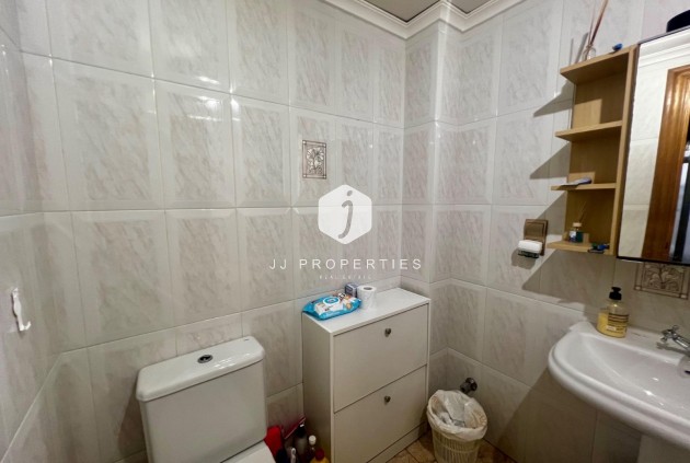 Resale - Apartment / flat -
Rojales