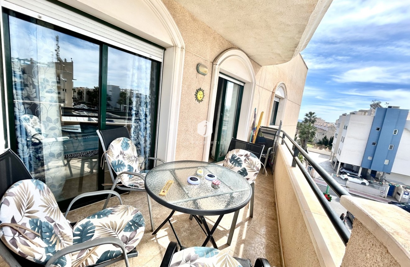 Resale - Apartment / flat -
Cabo Roig - Costa Blanca