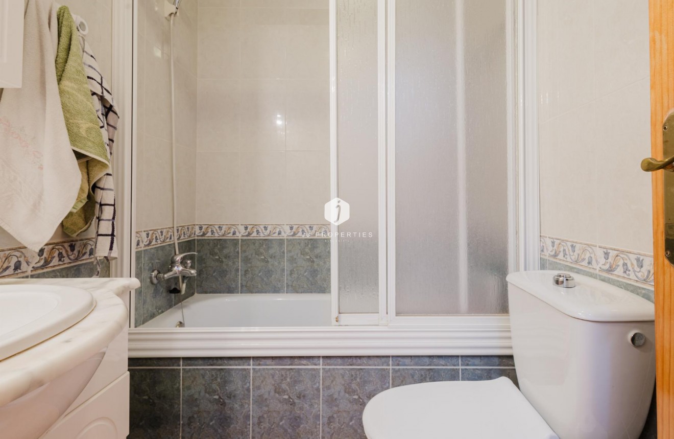 Resale - Apartment / flat -
Torrevieja - Costa Blanca