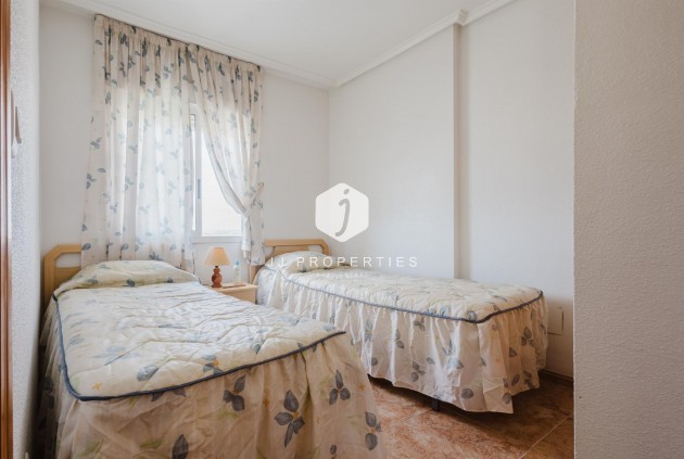 Resale - Apartment / flat -
Torrevieja - Costa Blanca