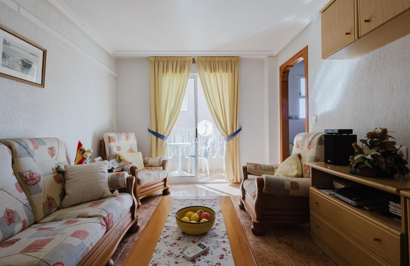 Resale - Apartment / flat -
Torrevieja - Costa Blanca