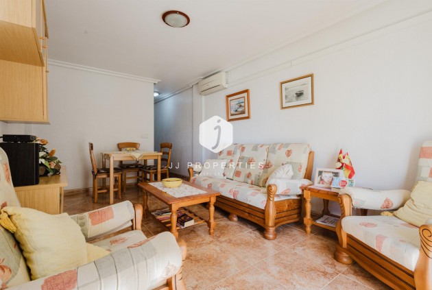 Resale - Apartment / flat -
Torrevieja - Costa Blanca