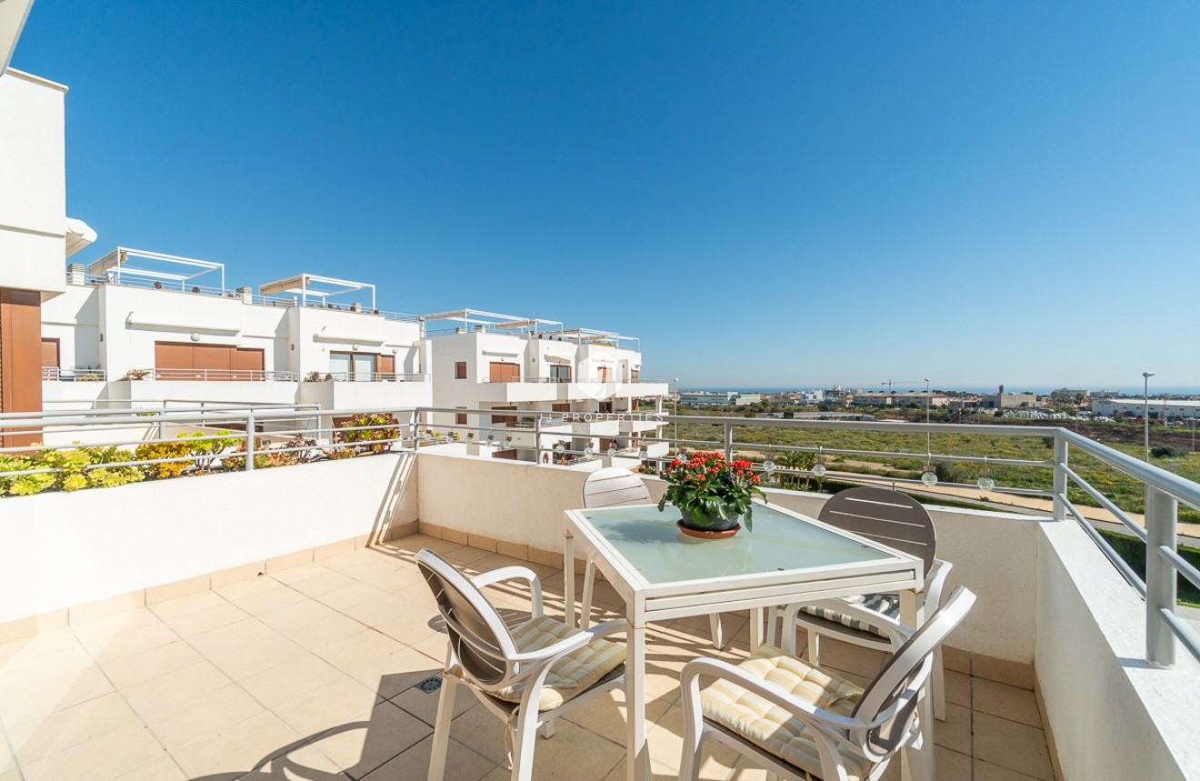 Resale - Apartment / flat -
Orihuela Costa - Costa Blanca