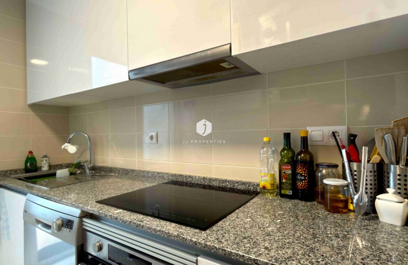 Resale - Apartment / flat -
San Miguel de Salinas - Inland