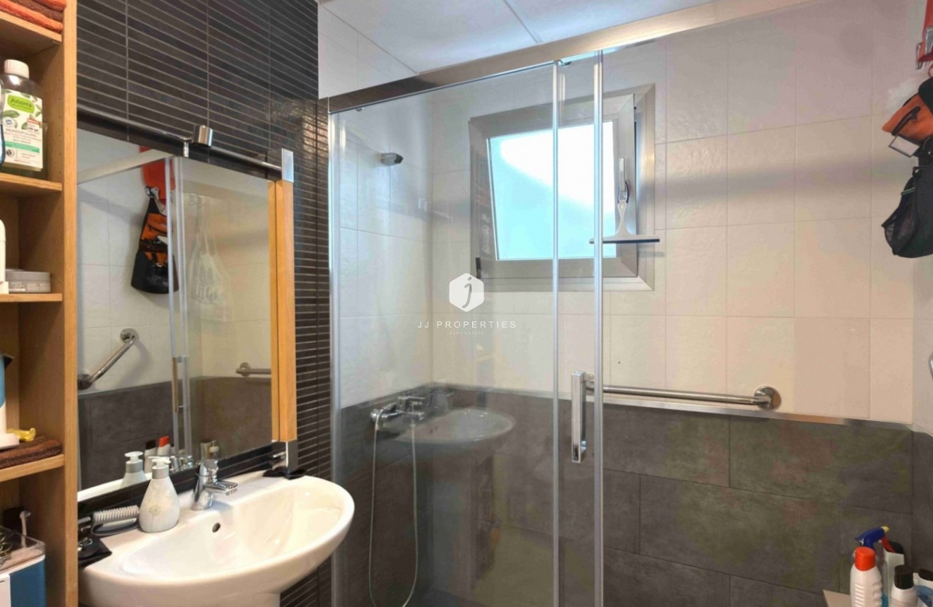 Resale - Apartment / flat -
San Miguel de Salinas - Inland