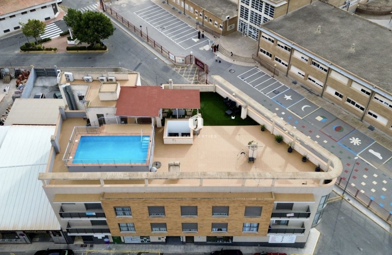 Resale - Apartment / flat -
San Miguel de Salinas - Inland