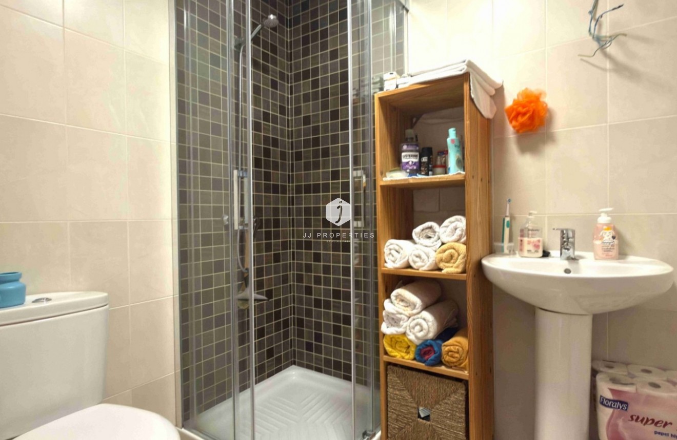 Resale - Apartment / flat -
San Miguel de Salinas - Inland