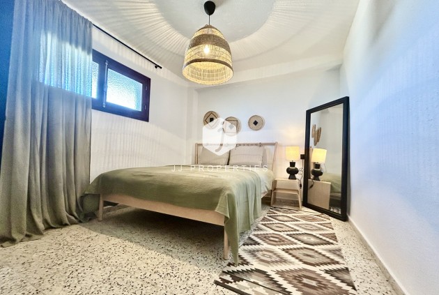 Resale - Apartment / flat -
Guardamar del Segura - Costa Blanca