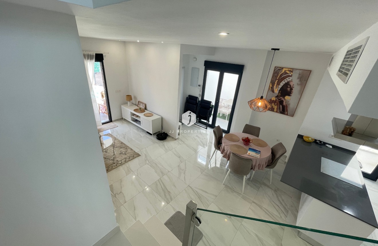 Resale - Villa -
Benijofar - Costa Blanca