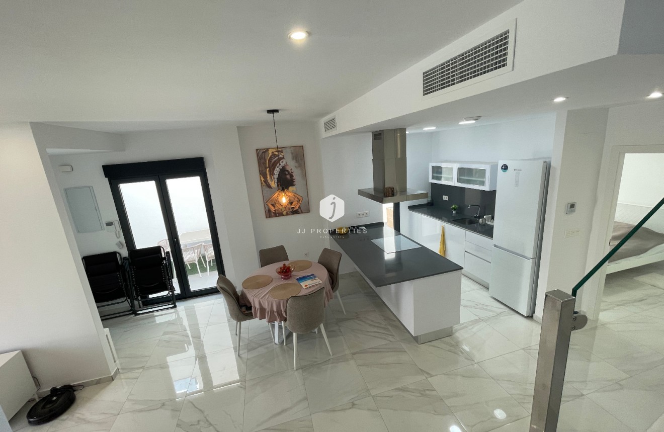 Resale - Villa -
Benijofar - Costa Blanca