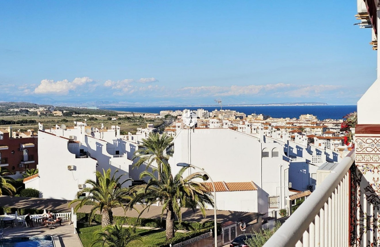 Resale - Apartment / flat -
Torrevieja - Torreblanca