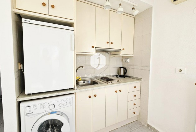 Resale - Apartment / flat -
Torrevieja - Torreblanca