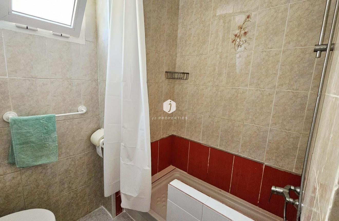 Resale - Apartment / flat -
Torrevieja - Torreblanca