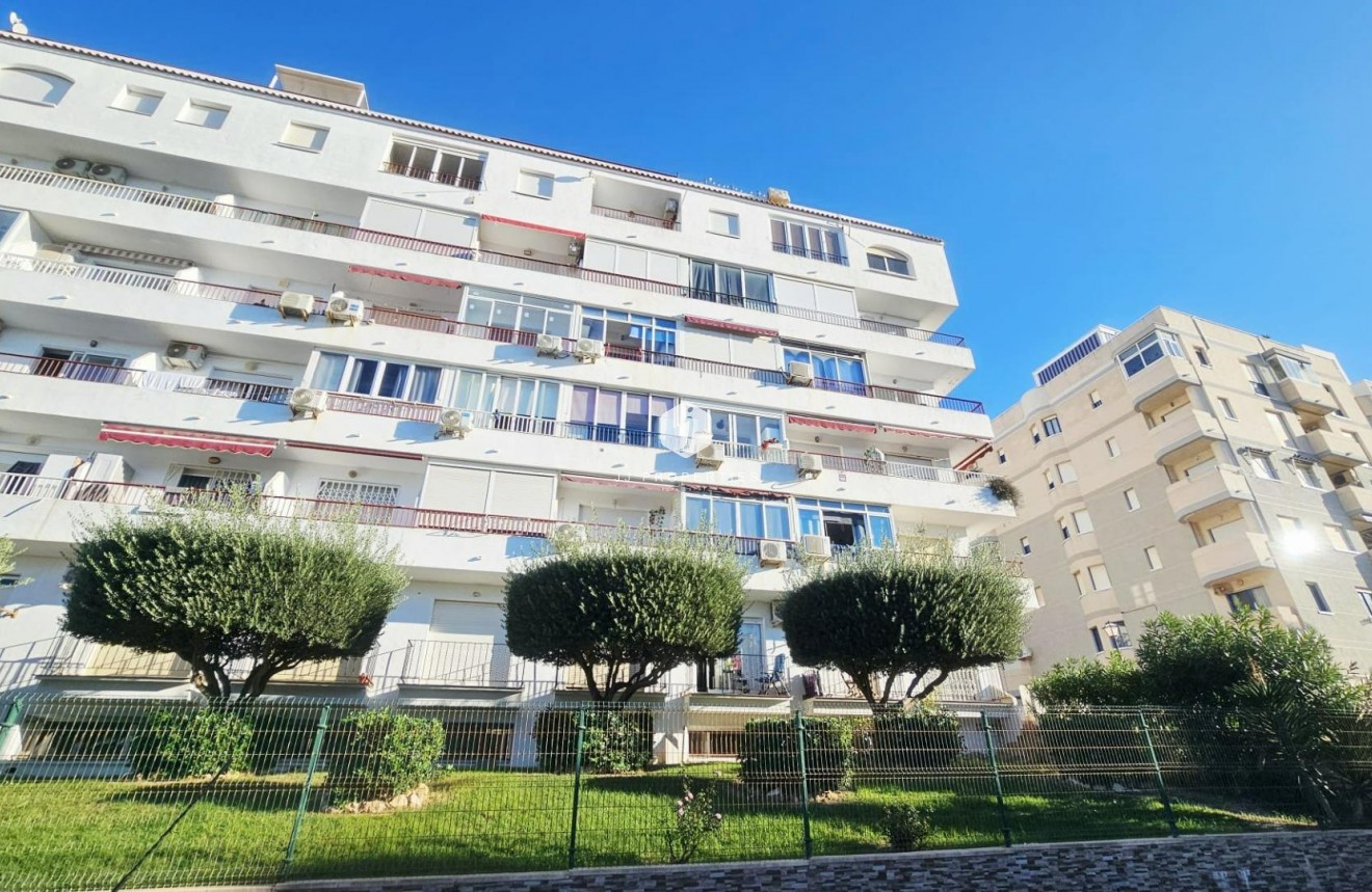 Resale - Apartment / flat -
Torrevieja - Torreblanca