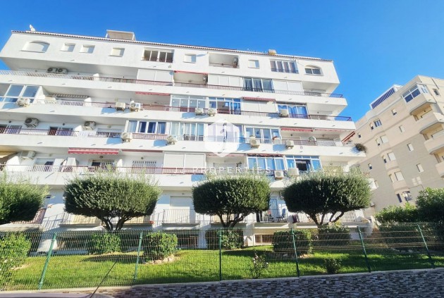 Resale - Apartment / flat -
Torrevieja - Torreblanca