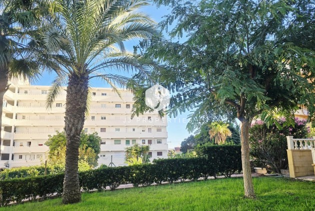 Resale - Apartment / flat -
Torrevieja - Torreblanca