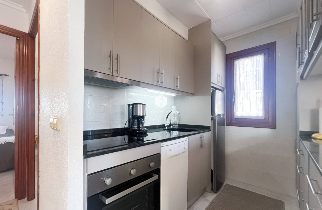 Resale - Bungalow -
Torrevieja - Los Frutales