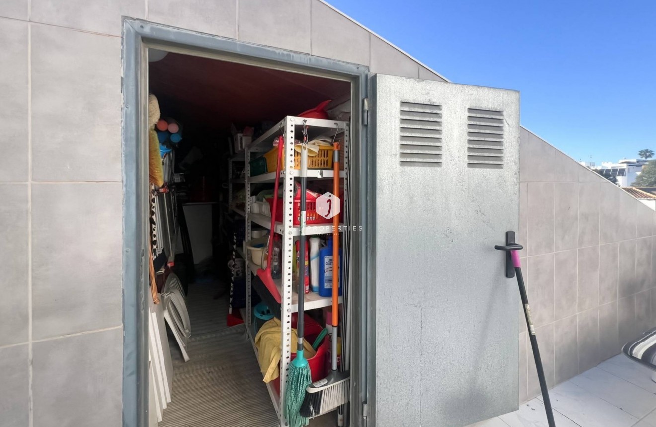 Resale - Bungalow -
Torrevieja - Los Frutales