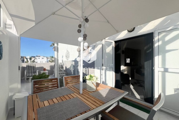 Resale - Bungalow -
Torrevieja - Los Frutales